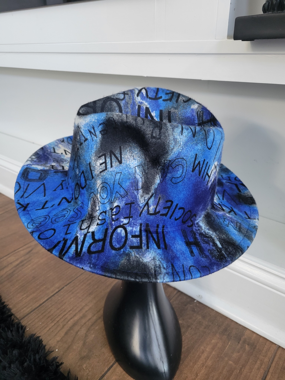 Blue Patterned Wide-Brim Felt Hat